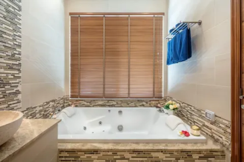 Villa in Phuket, Thailand 3 bedrooms № 107814 - photo 24
