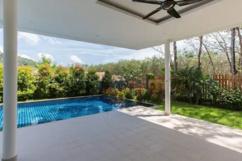 Villa in Phuket, Thailand 3 bedrooms № 107814 - photo 27