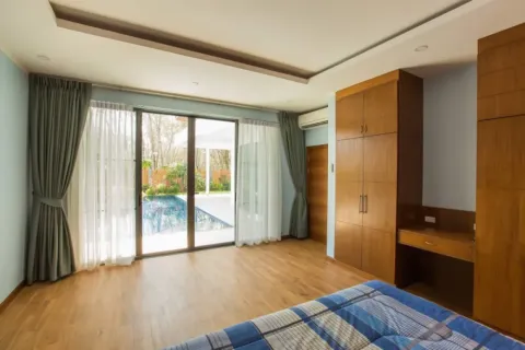 Villa in Phuket, Thailand 3 bedrooms № 107814 - photo 20