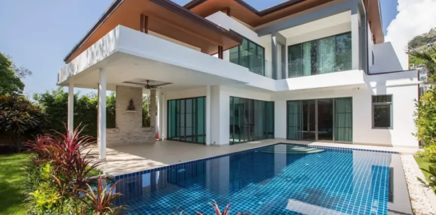 Villa in Phuket, Thailand 3 bedrooms № 107814