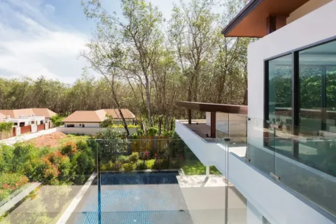 Villa in Phuket, Thailand 3 bedrooms № 107814 - photo 29