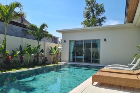 Villa in Phuket, Thailand 3 bedrooms № 100534 - photo 2