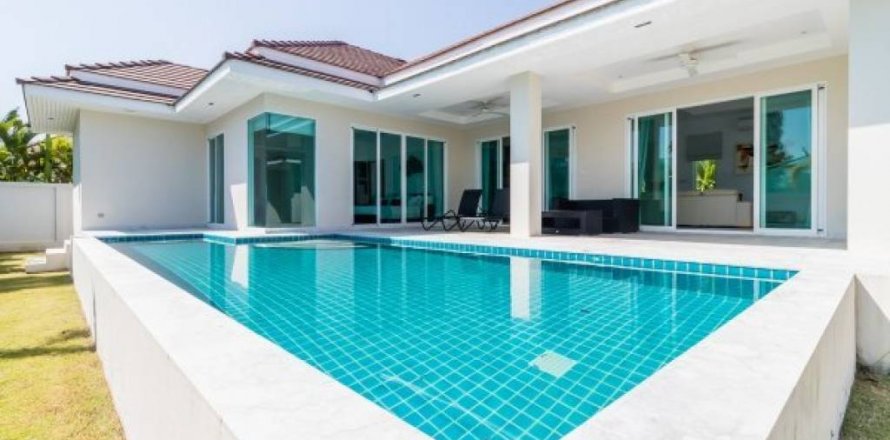 Вилла в Хуа Хине, Таиланд с 3 спальнями  № 124809