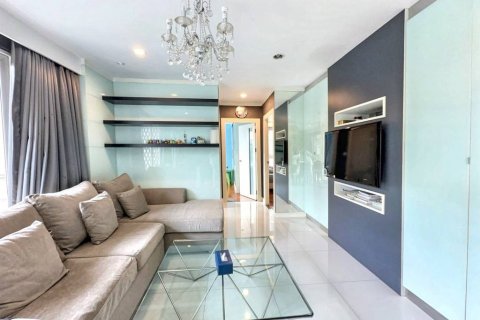 Кондоминиум с 2 спальнями в Бангкоке, Таиланд № 124808 - фото 2