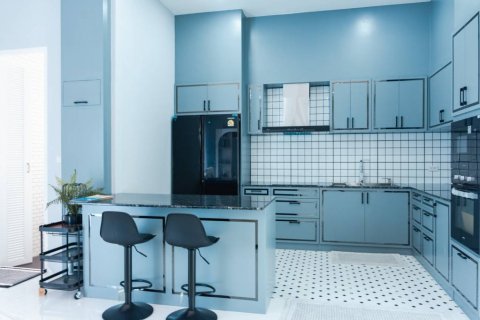 Villa in Hua Hin, Thailand 3 bedrooms № 124595 - photo 7