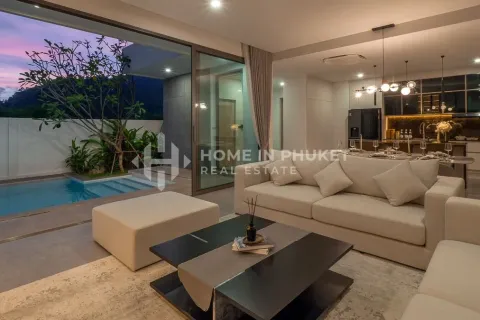 House in Kathu, Thailand 4 bedrooms № 131773 - photo 3