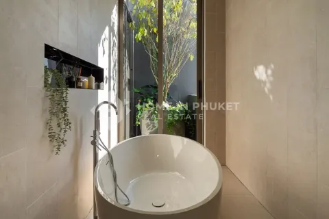 House in Kathu, Thailand 4 bedrooms № 131773 - photo 14