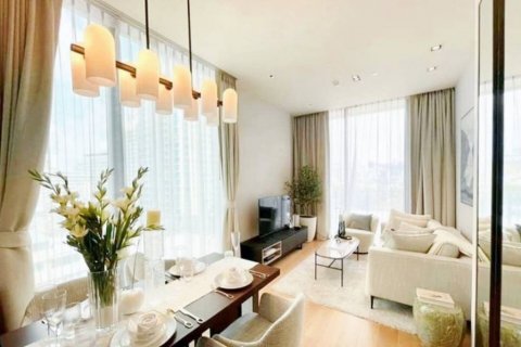 Condo in Bangkok, Thailand, 2 bedrooms  № 104922 - photo 1