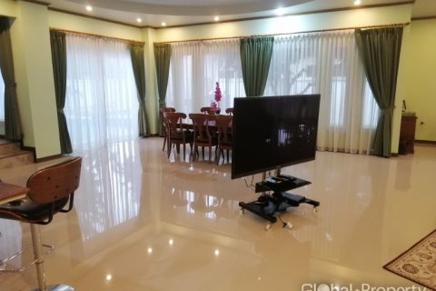 Дом в Паттайе, Таиланд с 4 спальнями № 132371 - фото 15