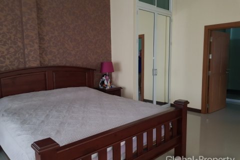 Дом в Паттайе, Таиланд с 4 спальнями № 132371 - фото 30