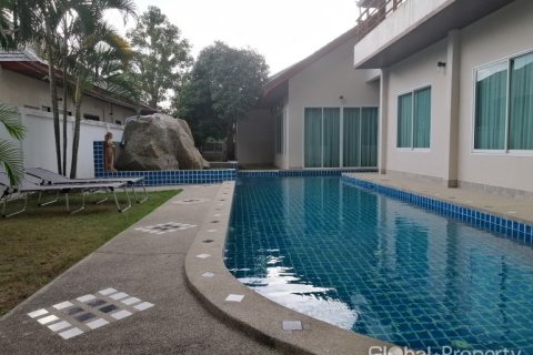 Дом в Паттайе, Таиланд с 4 спальнями № 132371 - фото 3