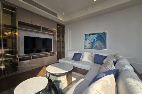 Condo in Pathum Wan, Bangkok, Thailand, 2 bedrooms № 123888 - photo 5