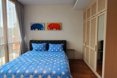 Condo in Khlong Toei, Bangkok, Thailand, 3 bedrooms  № 123889 - photo 10