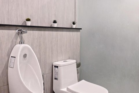 Condo in Watthana, Bangkok, Thailand, 3 bedrooms  № 123805 - photo 10