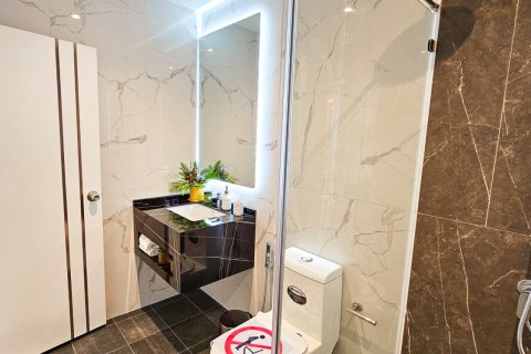 Condo in Bang Lamung, Thailand, 1 bedroom  № 124033 - photo 3