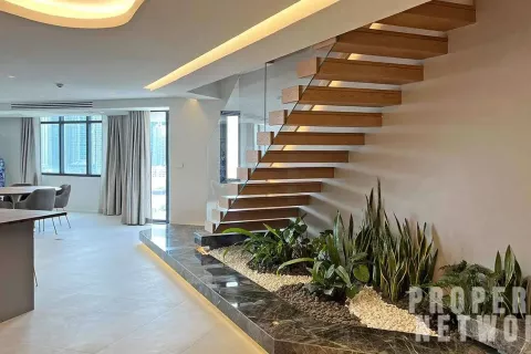 Condo à Khlong Toei, Bangkok, Thaïlande, 2 chambres № 124038 - photo 11