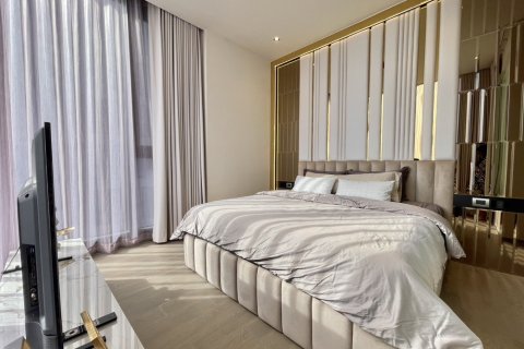 Condo in Watthana, Bangkok, Thailand, 2 bedrooms  № 123938 - photo 16
