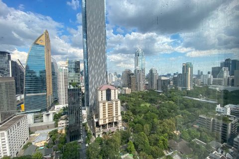 Condo in Pathum Wan, Bangkok, Thailand, 2 bedrooms  № 123940 - photo 9