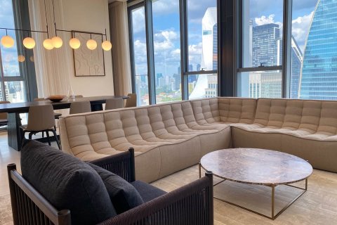 Condo in Pathum Wan, Bangkok, Thailand, 2 bedrooms  № 123940 - photo 8