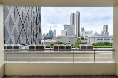 Condo in Khlong San, Bangkok, Thailand, 2 bedrooms  № 123939 - photo 5