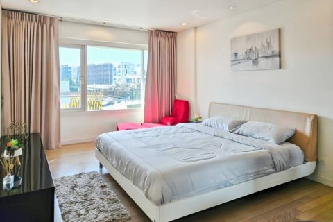 Condo in Hua Hin, Thailand, 1 bedroom  № 120282 - photo 10