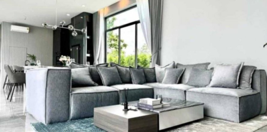 Вилла в Паттайе, Таиланд с 4 спальнями  № 120283