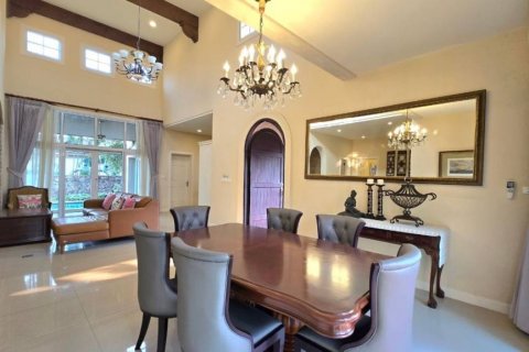 Вилла в Паттайе, Таиланд с 3 спальнями № 120285 - фото 5