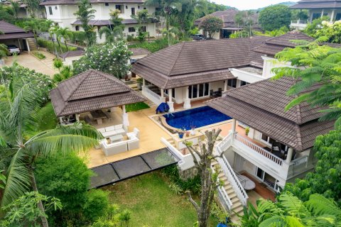 Villa in Phuket, Thailand 5 bedrooms № 142601 - photo 4