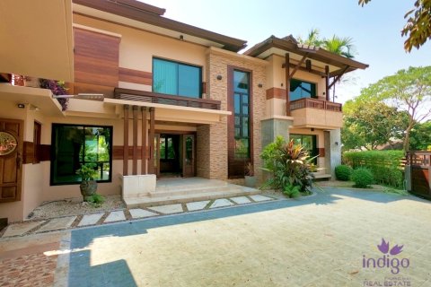 House in Chiang Mai, Thailand 6 bedrooms № 85019 - photo 3