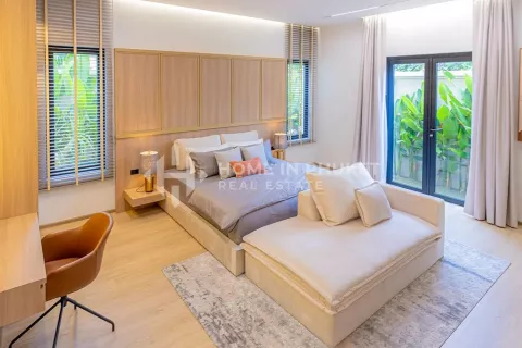 House in Bang Tao, Thailand 3 bedrooms № 130851 - photo 13