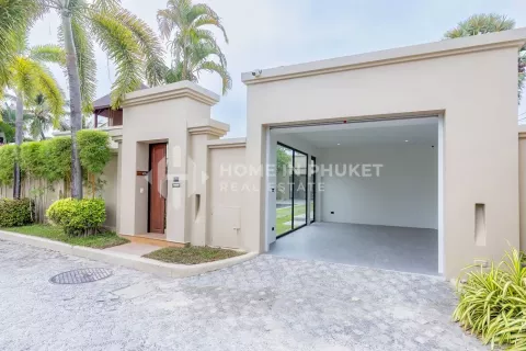 House in Bang Tao, Thailand 3 bedrooms № 130851 - photo 25