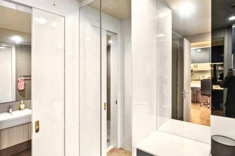 Condo in Bangkok, Thailand, 1 bedroom № 121120 - photo 9