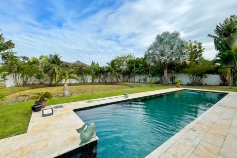 Вилла в Сам Рой Йоте, Таиланд с 3 спальнями № 121124 - фото 8