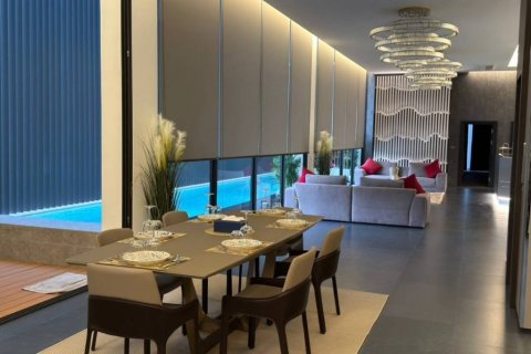 House in Pattaya, Thailand 6 bedrooms № 121119 - photo 10