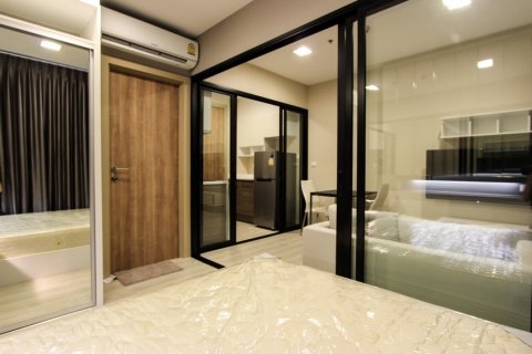 Кондоминиум с 1 спальней в Бангкоке, Таиланд № 144021 - фото 7