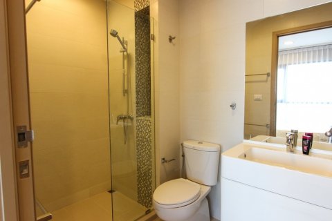 Кондоминиум с 1 спальней в Бангкоке, Таиланд № 144021 - фото 11