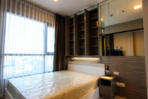 Кондоминиум с 1 спальней в Бангкоке, Таиланд № 144021 - фото 9