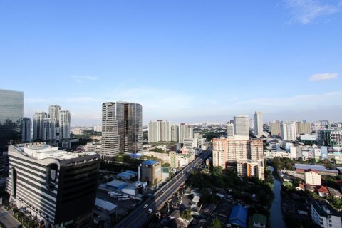 Кондоминиум с 1 спальней в Бангкоке, Таиланд № 144021 - фото 15