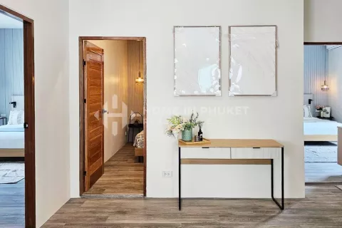 House in Kathu, Thailand 4 bedrooms № 131307 - photo 19