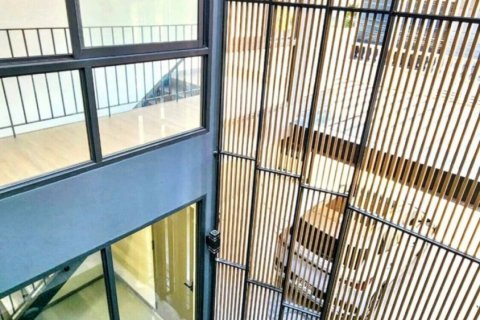 Villa in Phra Khanong, Bangkok, Thailand 3 bedrooms № 124750 - photo 5