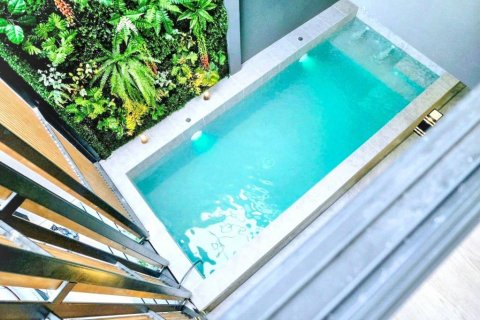 Villa in Phra Khanong, Bangkok, Thailand 3 bedrooms № 124750 - photo 3