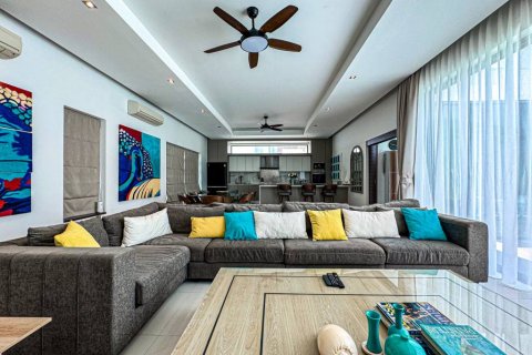 Villa à Rawai, Thaïlande 4 chambres № 124748 - photo 8