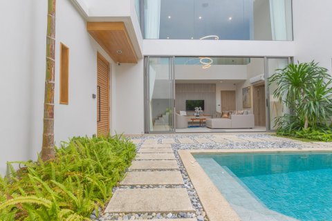 Villa in Ko Kaeo, Thailand 3 bedrooms № 71772 - photo 3