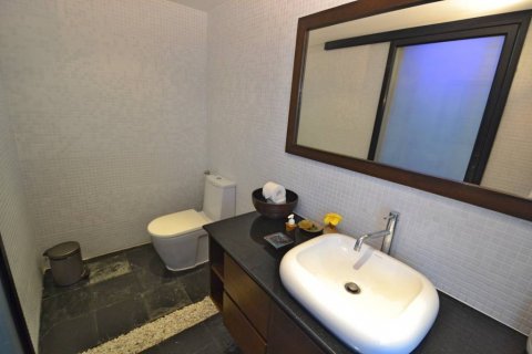 Villa in Bang Tao, Thailand 3 bedrooms № 99563 - photo 10
