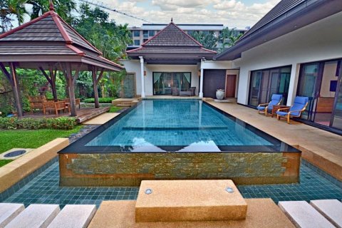 Villa in Bang Tao, Thailand 3 bedrooms № 99563 - photo 1