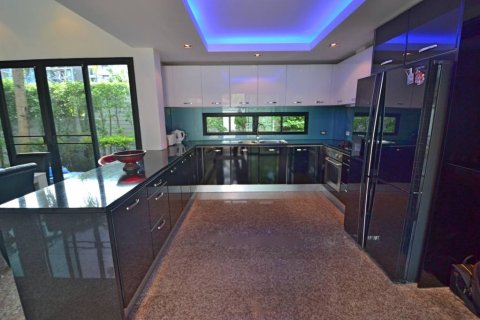 Villa in Bang Tao, Thailand 3 bedrooms № 99563 - photo 4
