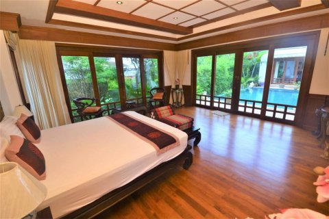 Villa in Rawai, Thailand 4 bedrooms № 99564 - photo 7