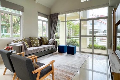 House in Suan Luang, Bangkok, Thailand 3 bedrooms № 132100 - photo 6