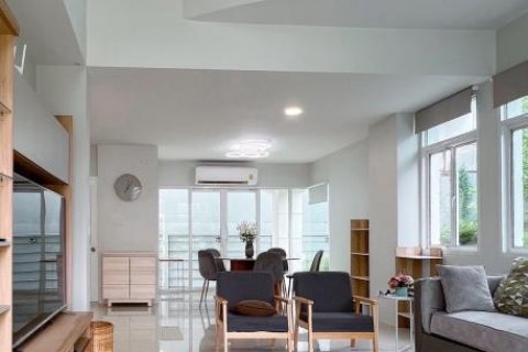 House in Suan Luang, Bangkok, Thailand 3 bedrooms № 132100 - photo 5