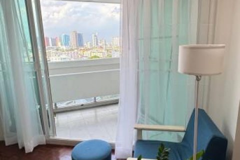 Квартира в Бангкоке, Таиланд с 2 спальнями  № 132099 - фото 11